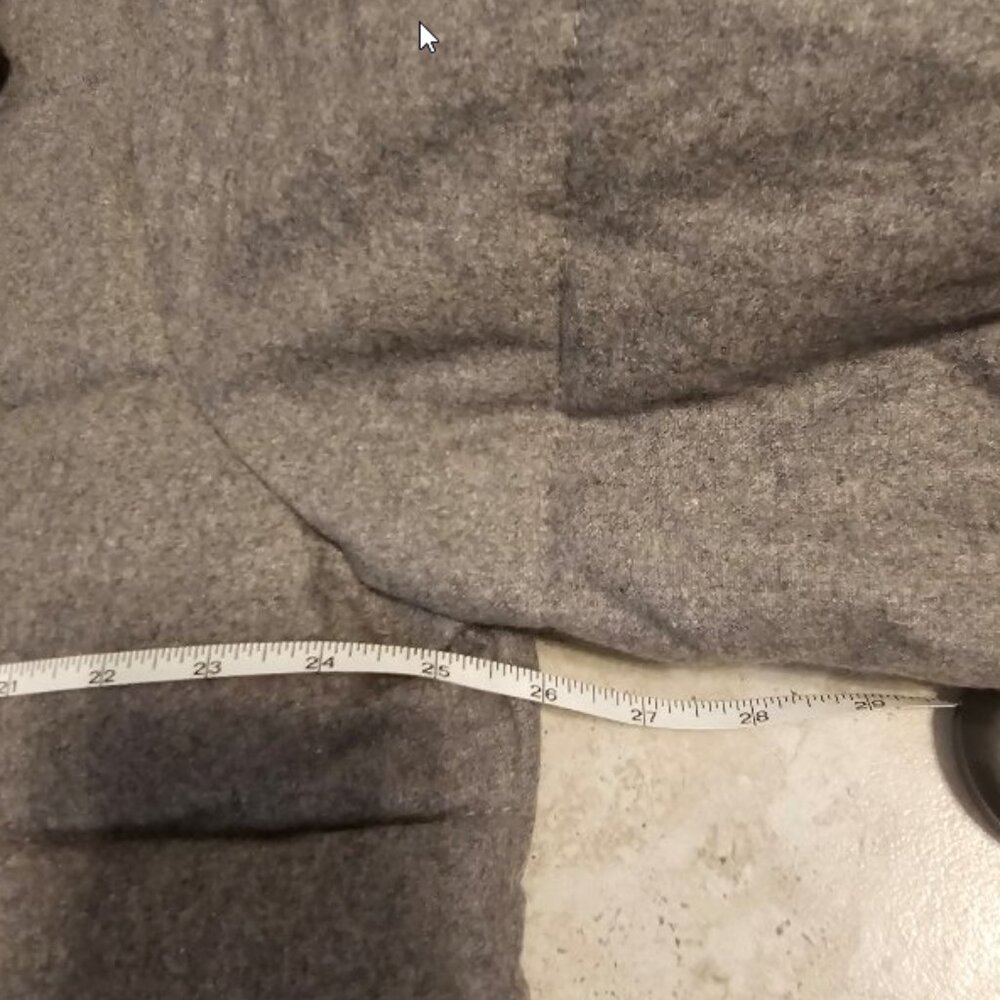 Guess = Quilted Down Filled Jacket With Removable Hood - Picture 5 of 10